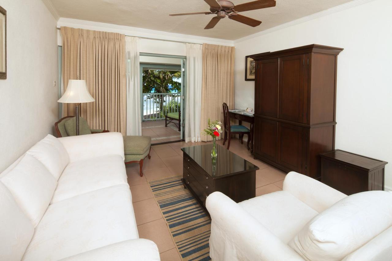 Savannah Club Hotel 4*
