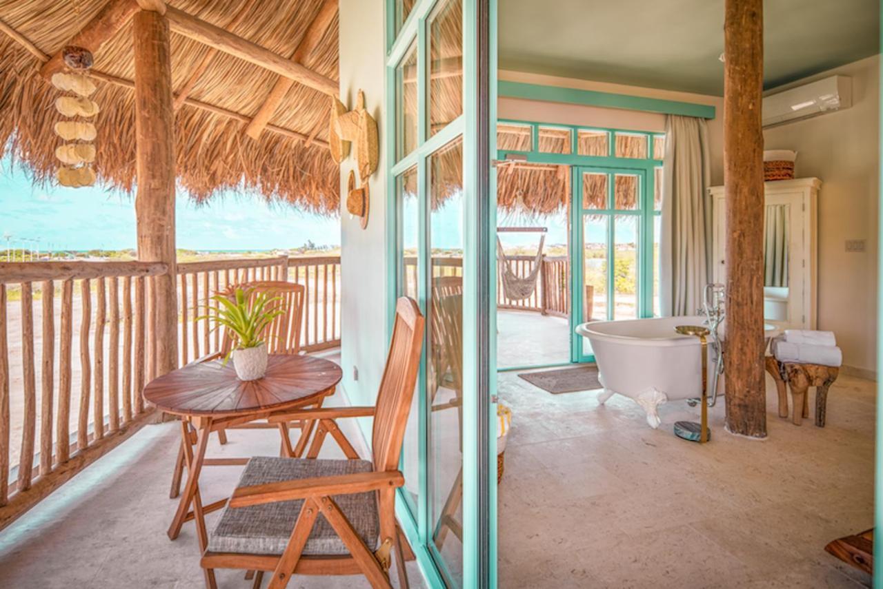 Boardwalk Boutique Aruba - Adults Only 4*