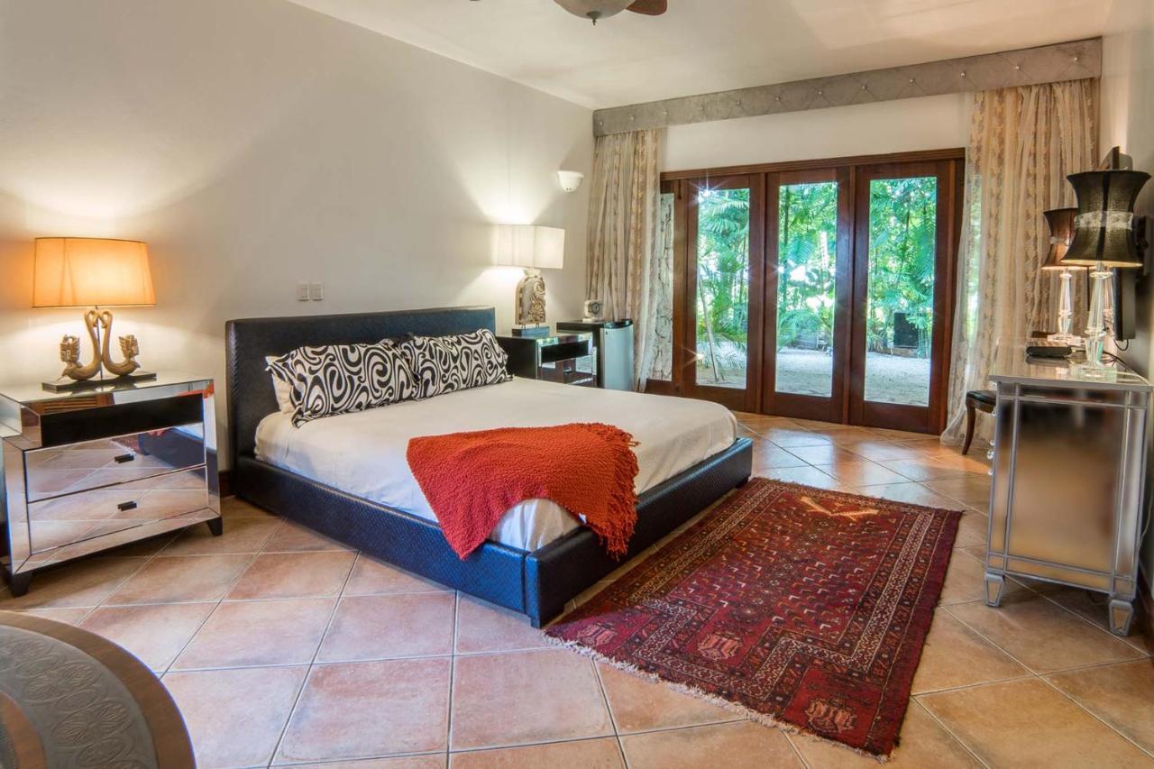 Villa Luxury - Private Paradise At *