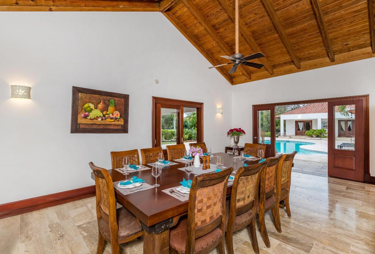 Villa Luxury - Private Paradise At