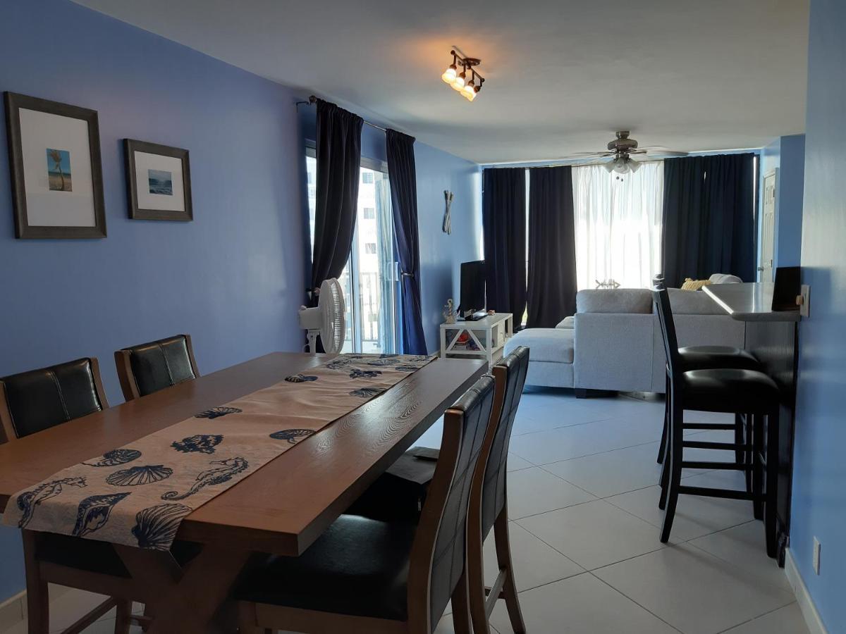 The Lookout At Coral Beach Apartamento