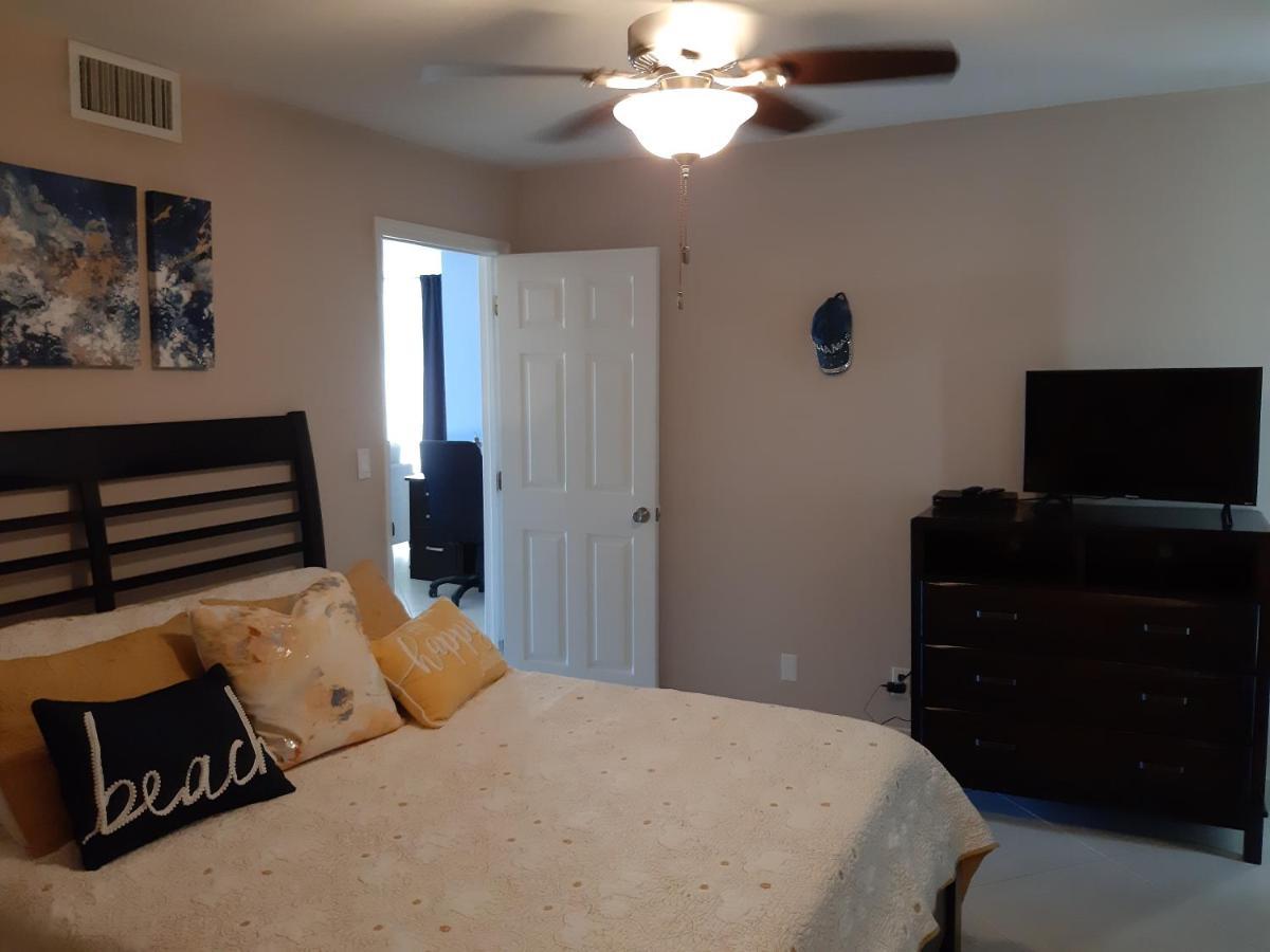 The Lookout At Coral Beach Apartamento Freeport