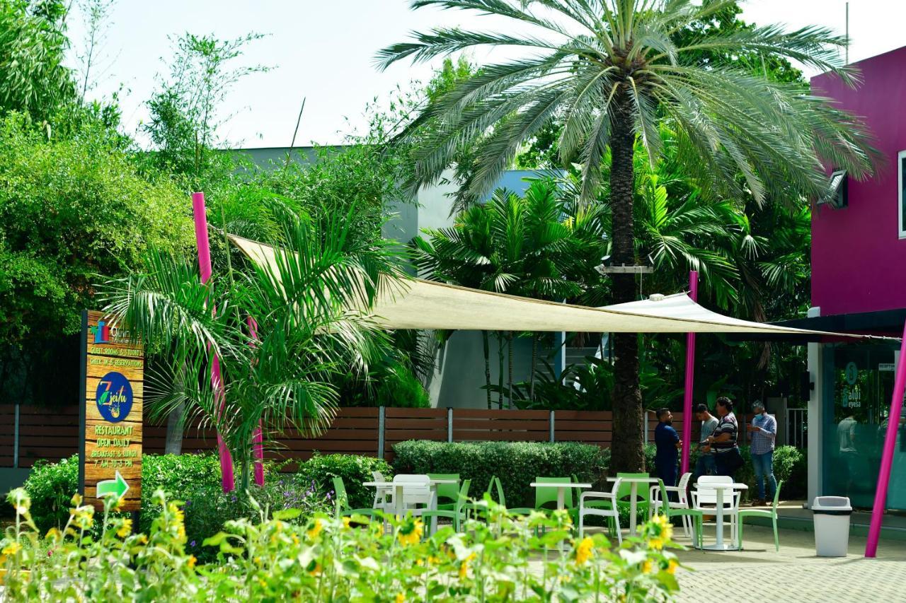 Hotel Quints Travelers