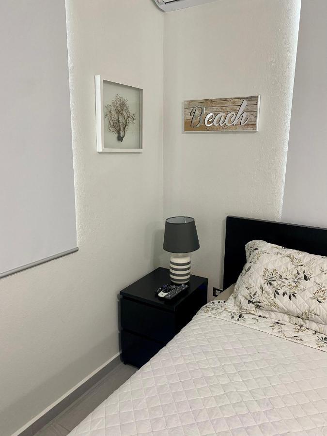 Walk To The 2min, Cozy, Boutique, Pool, Palmeras Del Mar Apartment Isabela
