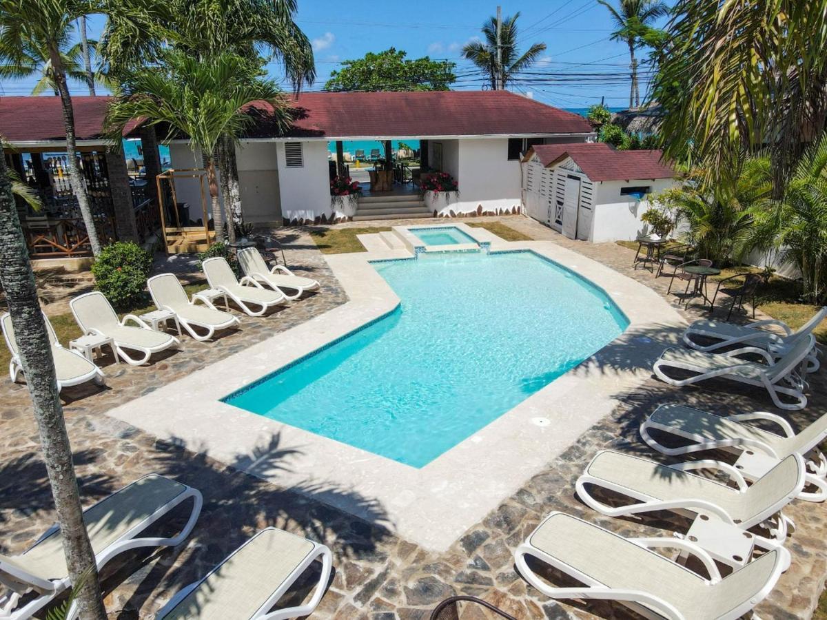Solaz Boutique Hotel 2*