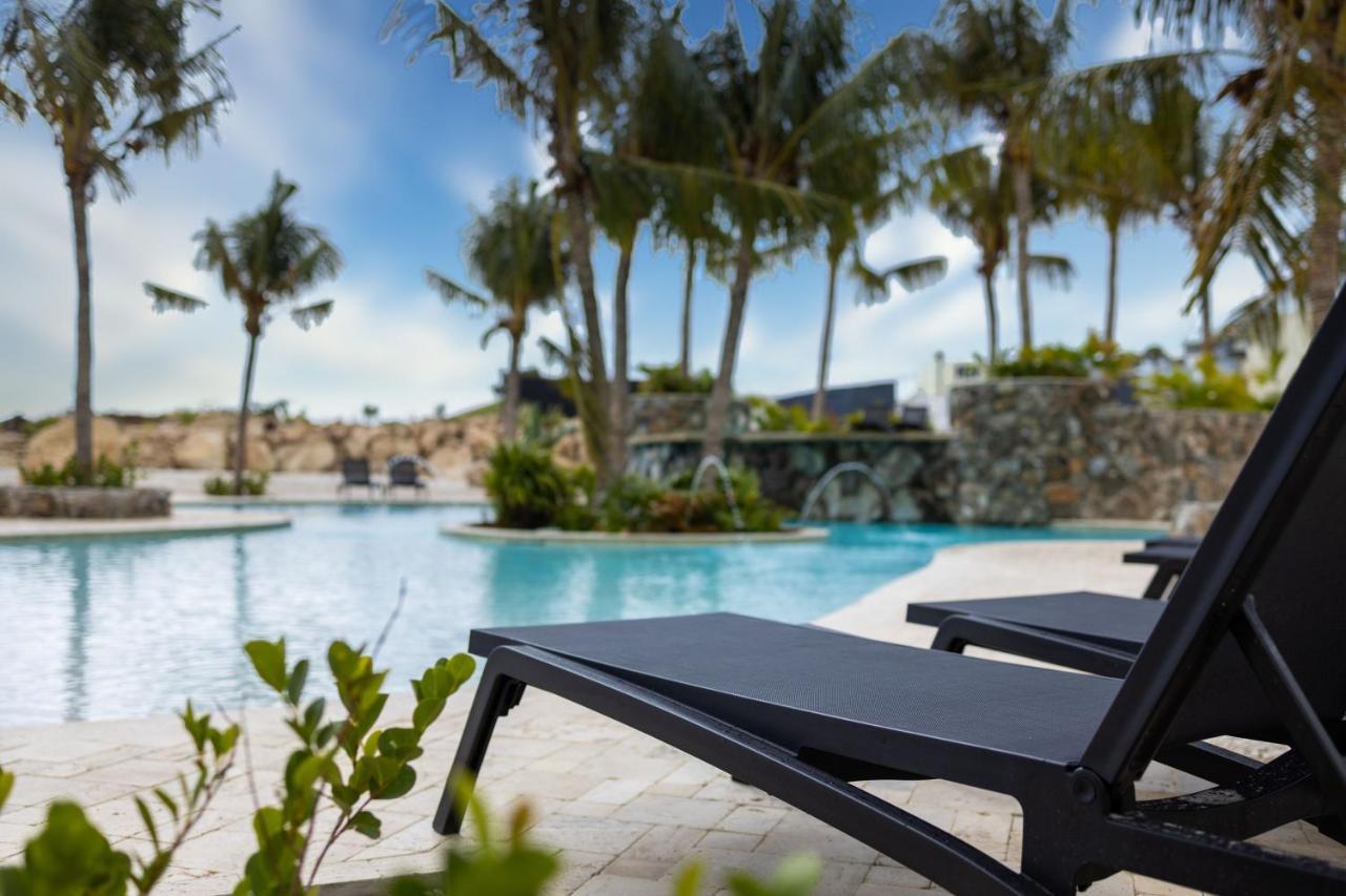 Resort The Reef - Blue Bay Golf & *