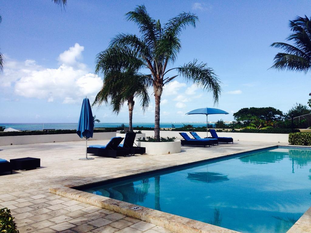 La Vista Azul Resort