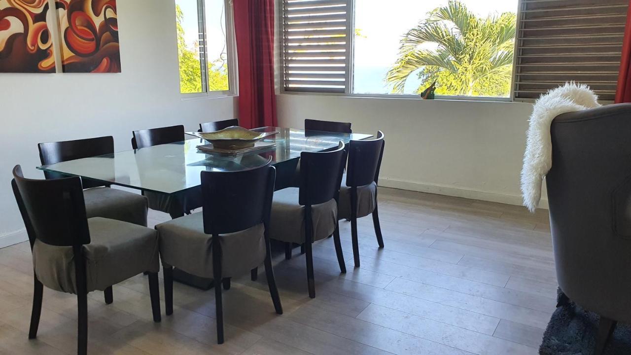 Villa Dianna - Entire Villa, Roof Terrace, Pool, Garden, Sea Views Near Dunn's River *