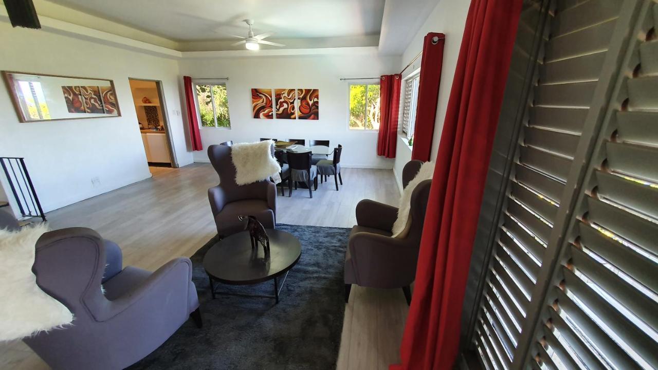 Dianna - Entire Villa, Roof Terrace, Pool, Garden, Sea Views Near Dunn's River Villa