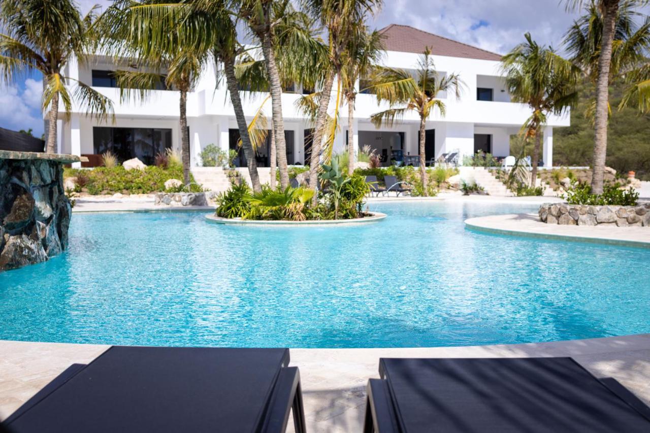 Resort The Reef - Blue Bay Golf & *