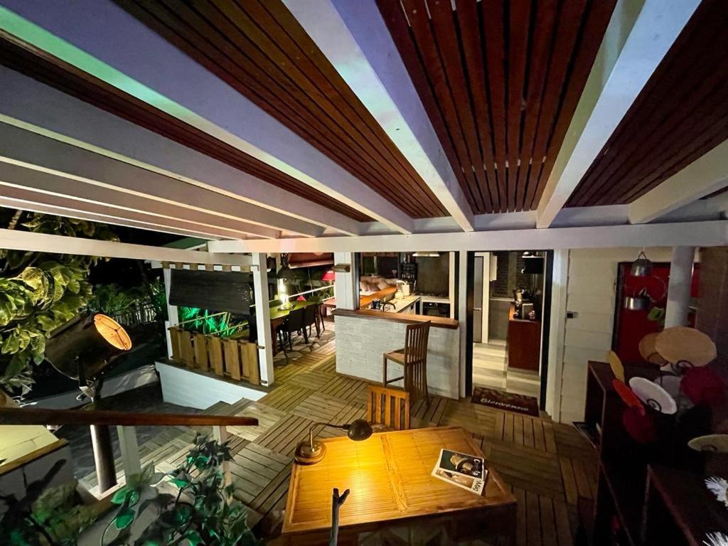 Habitation Gens Bois * Le Diamant