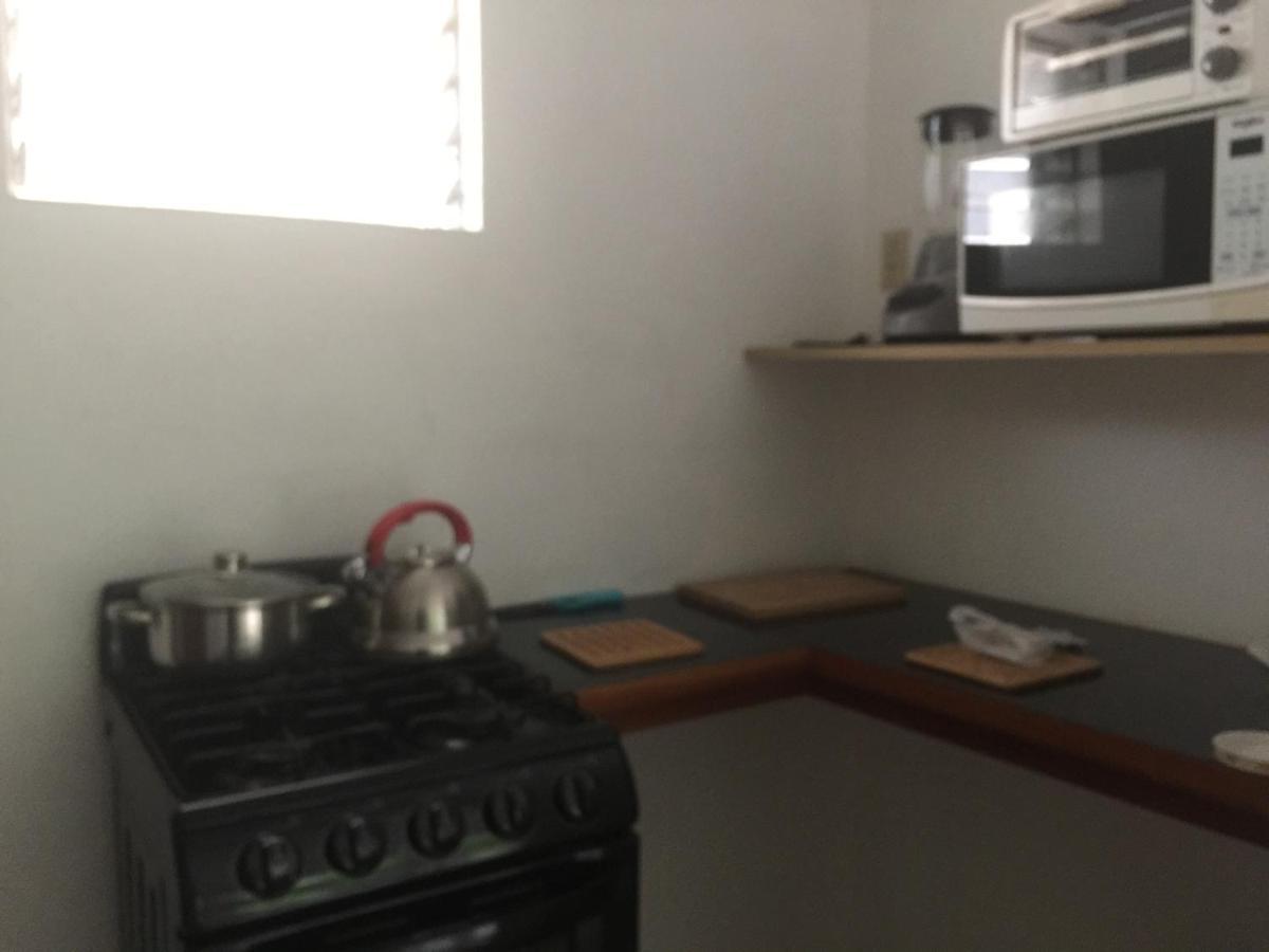 Garden Apartment-Beach-5Min Drive, 1 Hr Montego Bay, 25 Mins Ocho Rios, Welcome Breakfast Basket Runaway Bay