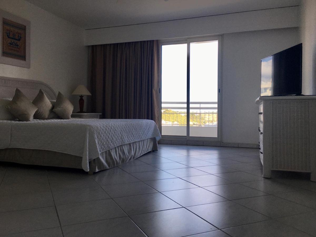 Sapphire Beach Club Cupecoy (Sint Maarten)