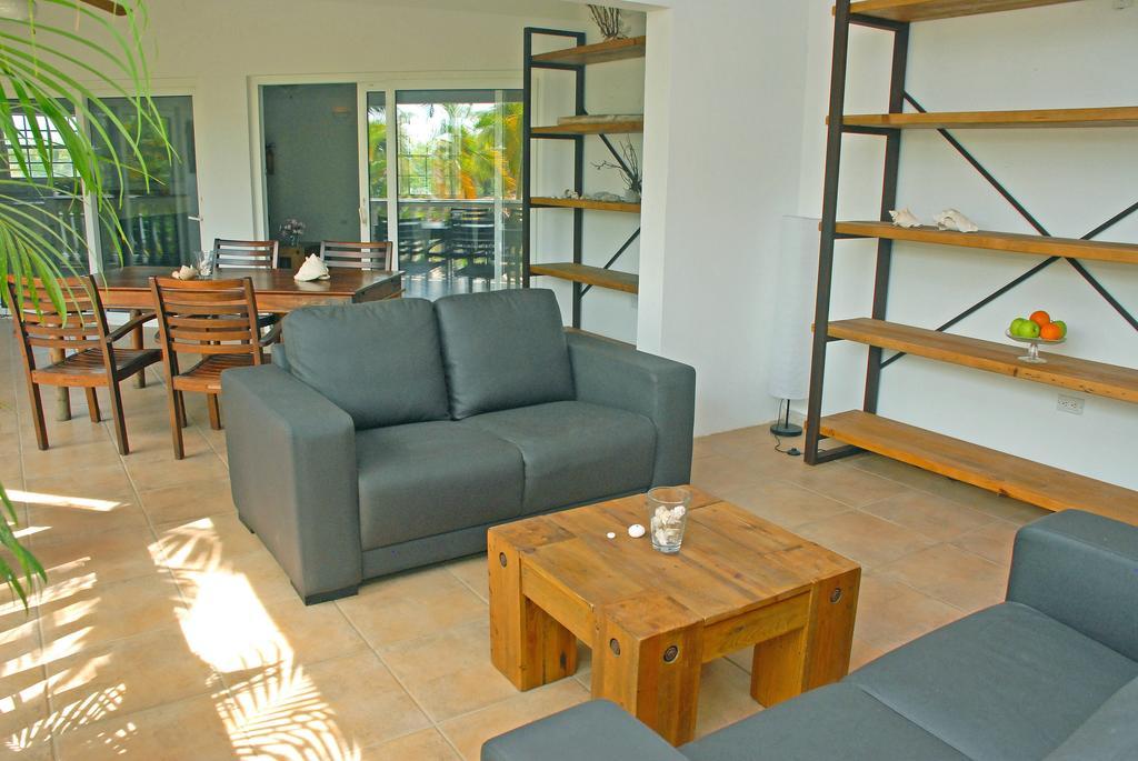 Aparthotel Yacht Club