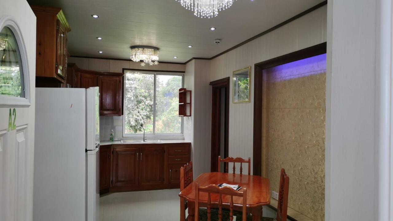 Riverside Hotel 3*