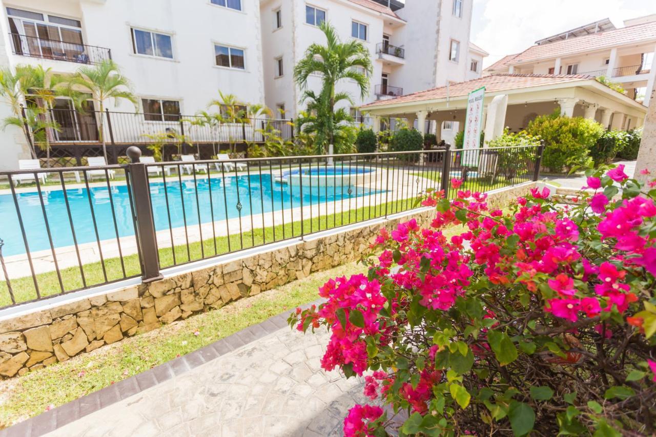 Apartment Big Whit Pool Jacuzzi Terrace