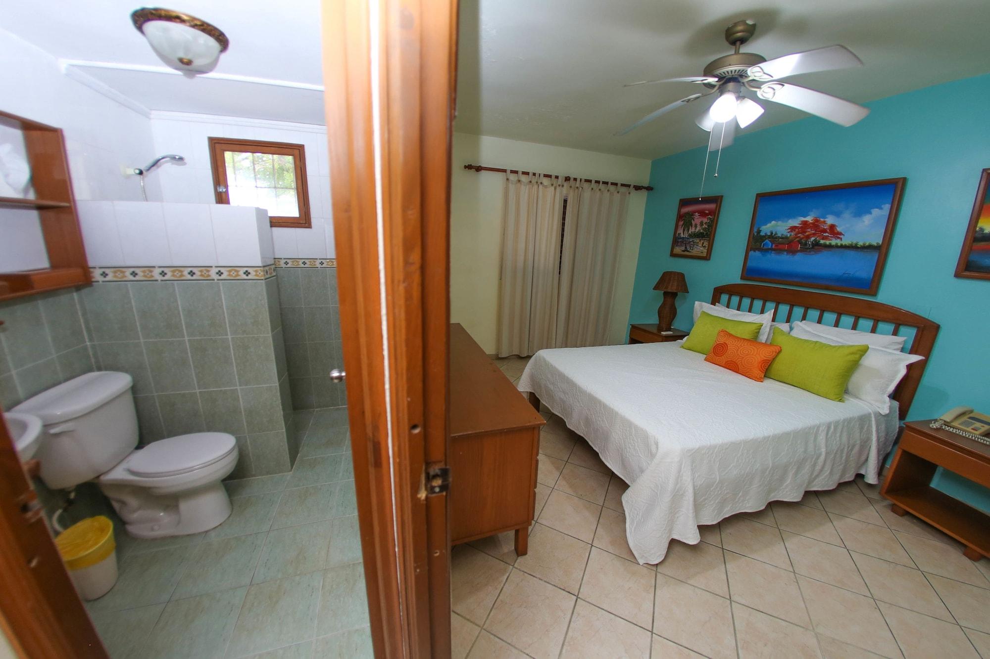 Hotel Acuarium 3*