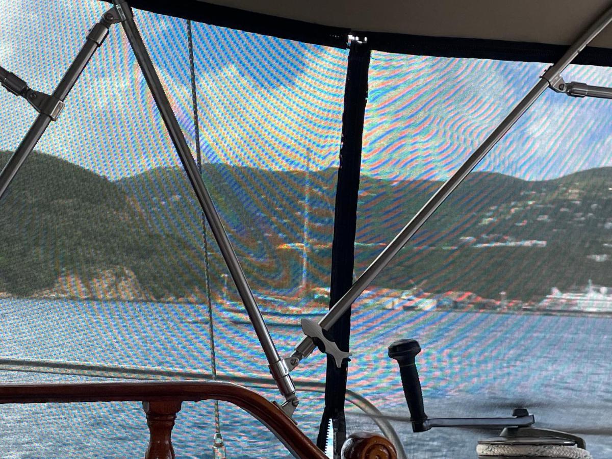 Botel St Thomas On Sailboat Ragamuffin Incl Meals Water Toys