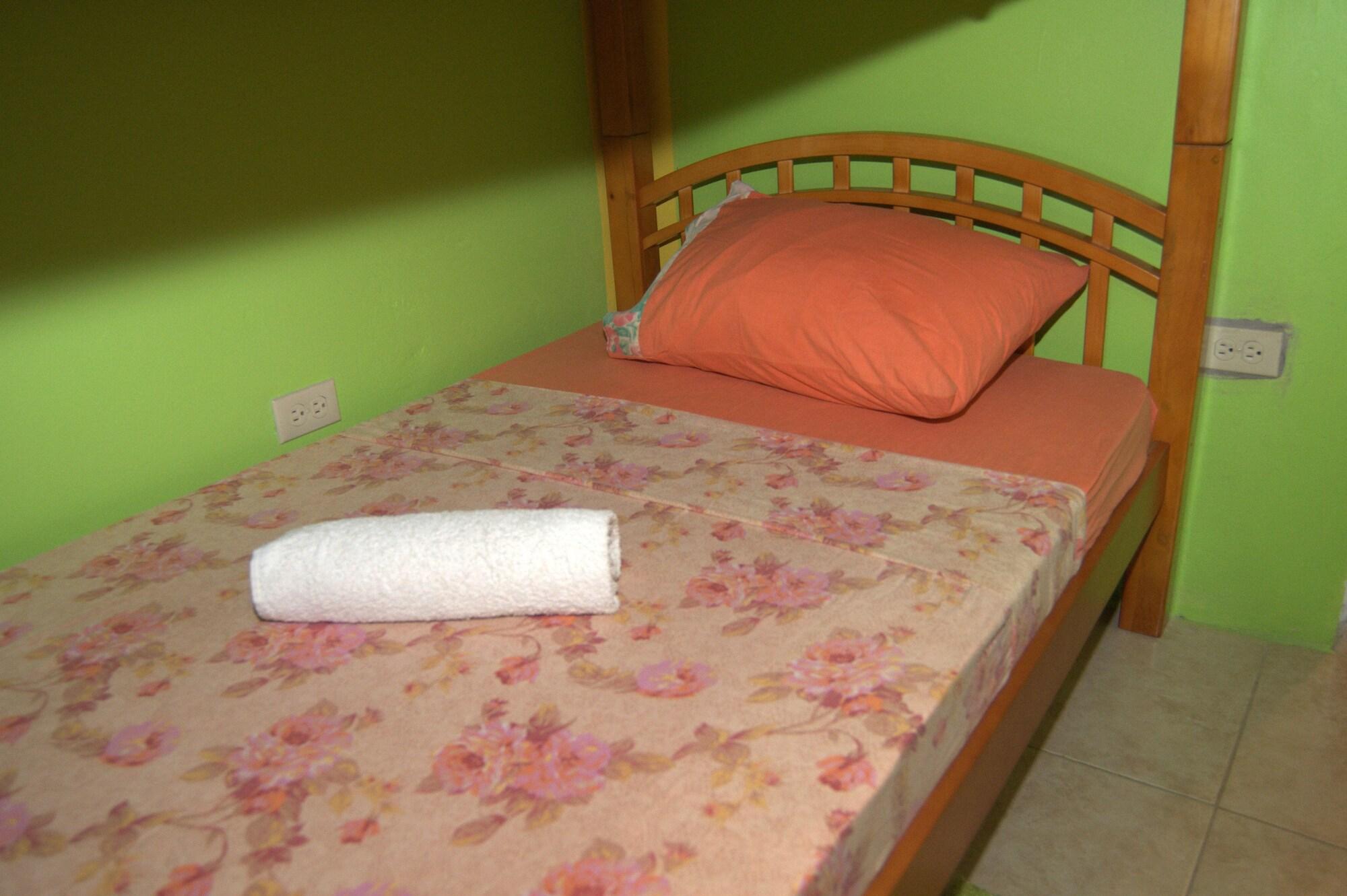 Fish Tobago Guest house 4*