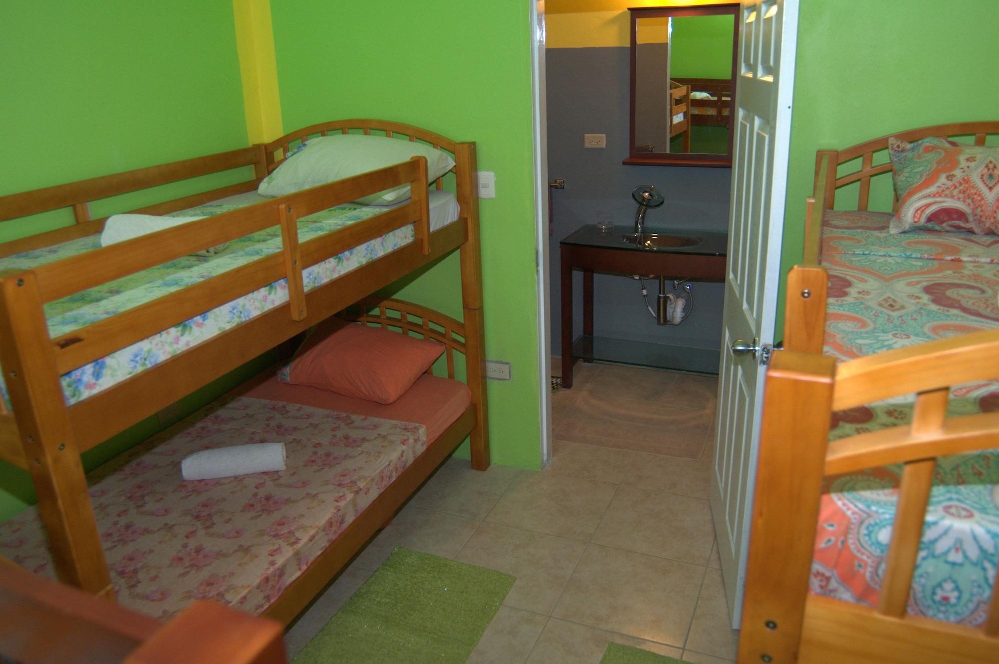 Guest house Fish Tobago