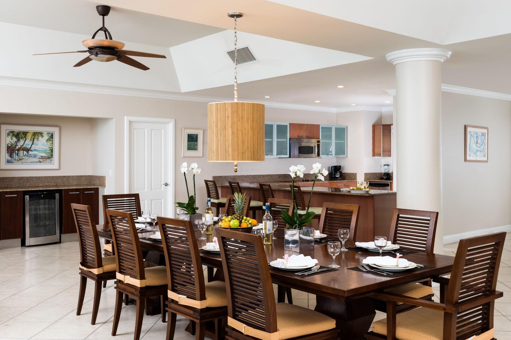 Alexandra 4* Grace Bay