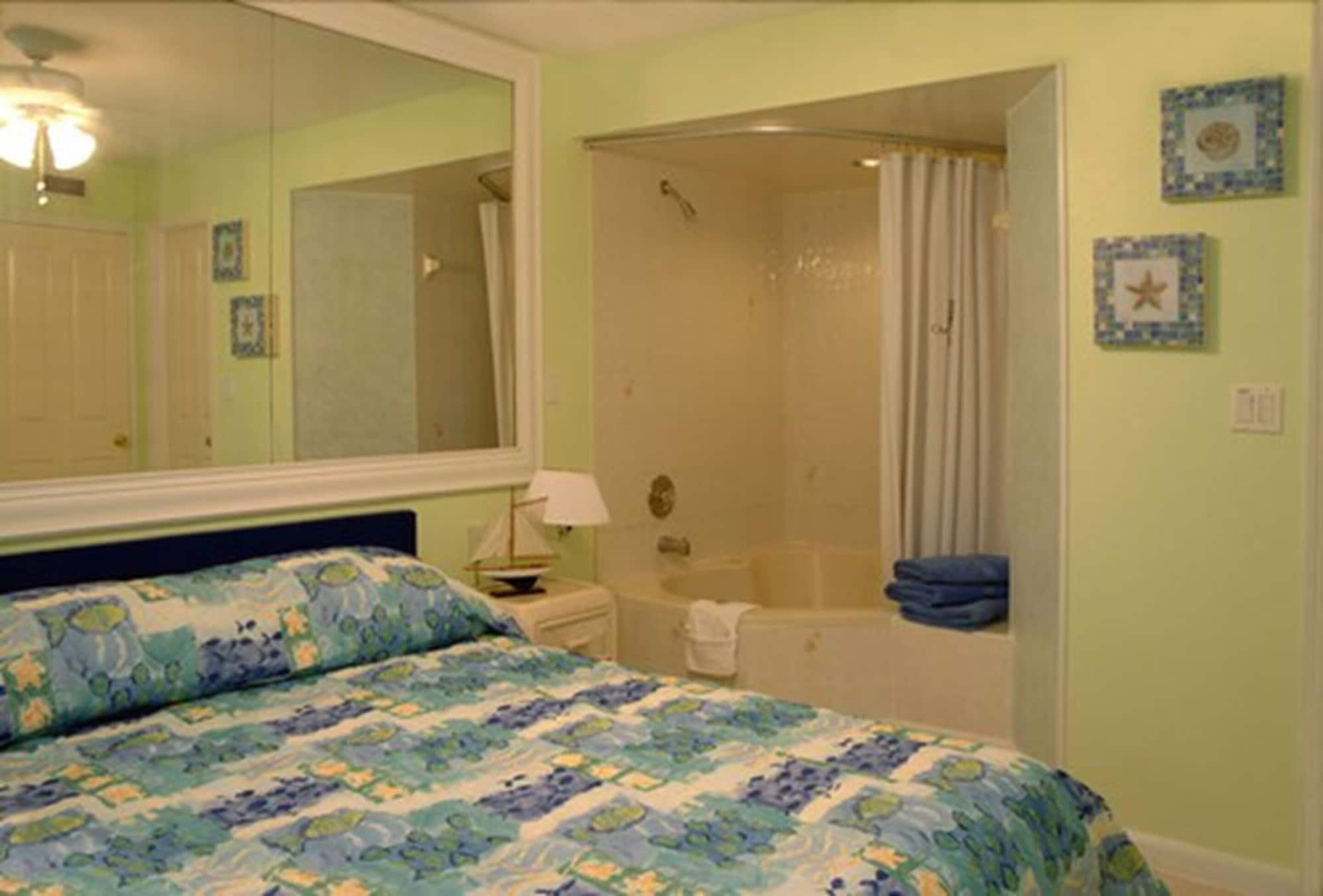 Ocean Reef Yacht Club &