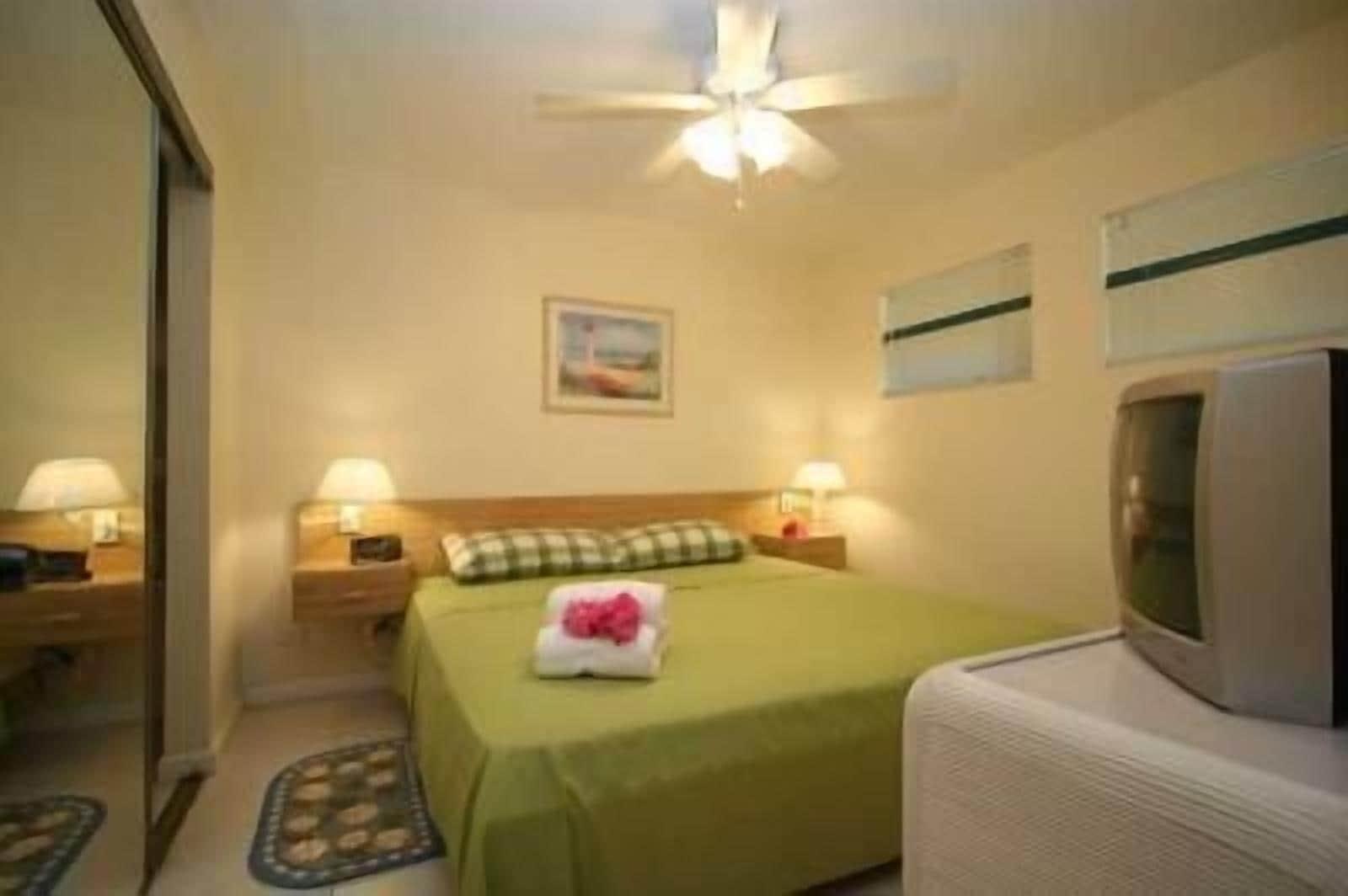 Resort Ocean Reef Yacht Club & 3*