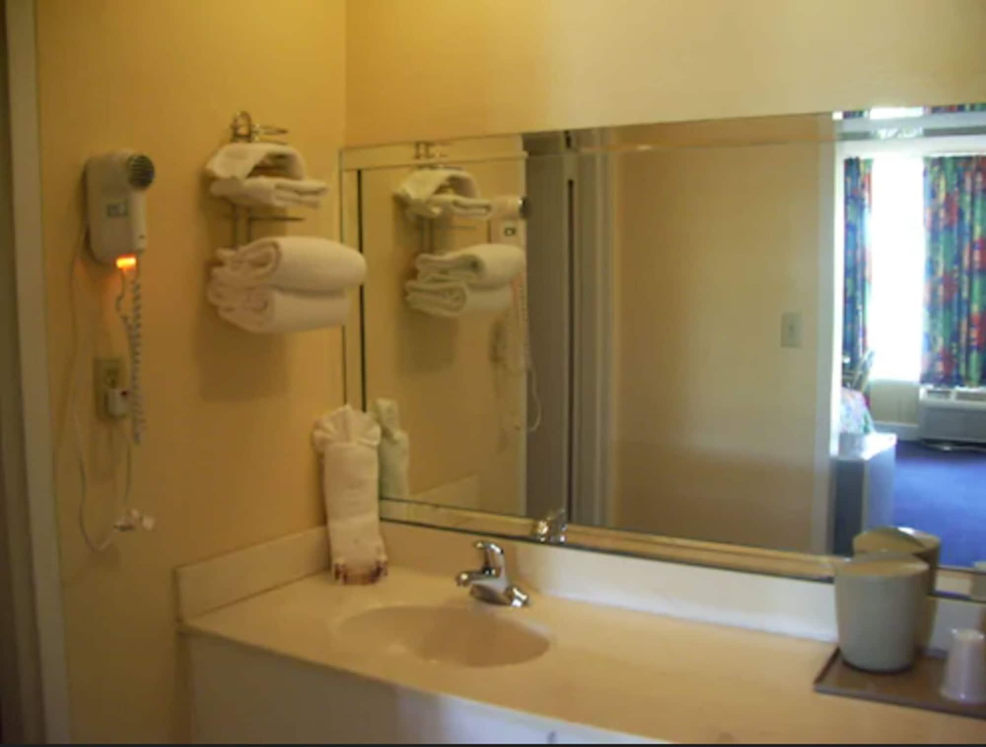 Royal Islander Hotel Freeport