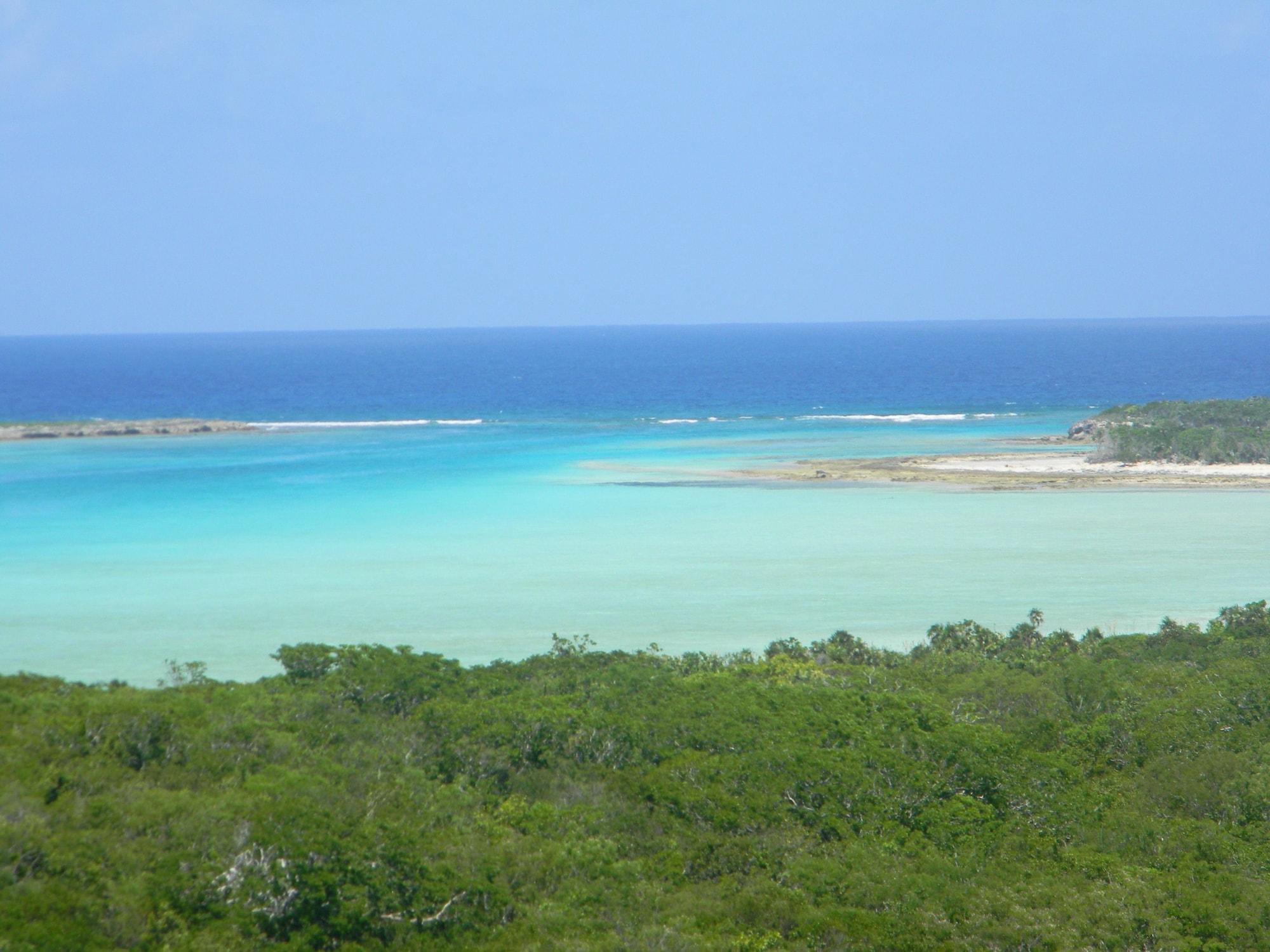 Harbor Breeze 5* Clarence Town