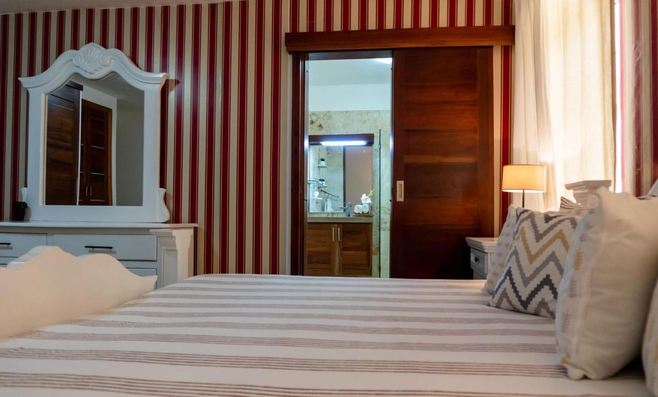 #casathivadylan Villa