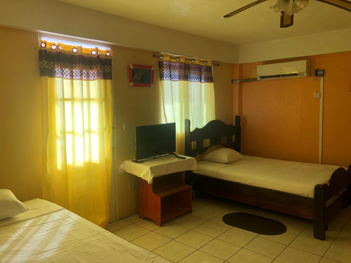 Guest house Sea World Vacation *