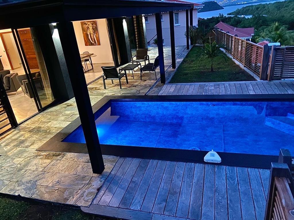 Passion Cannelle De Standing Avec Sa Piscine Vue Villa