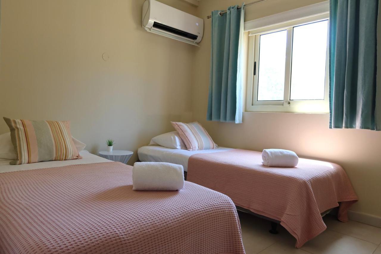 Resort Montana Eco Aruba *