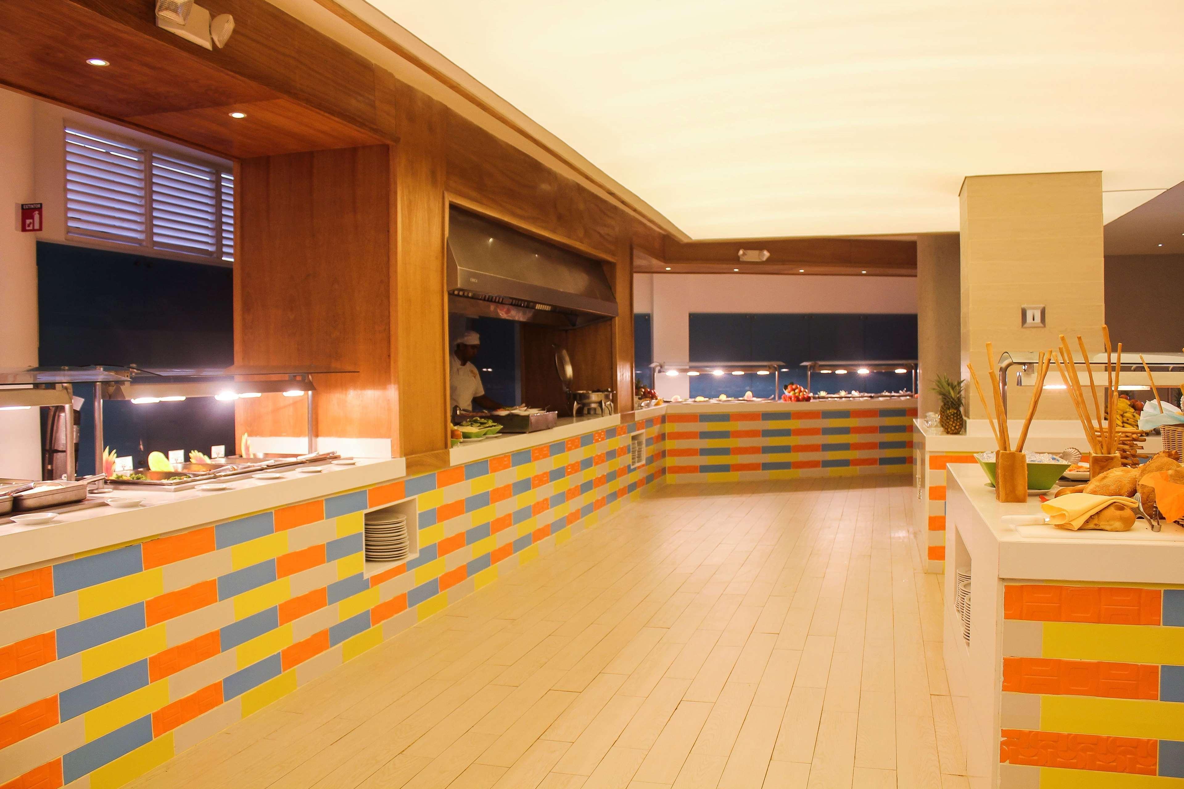 Viva Tangerine By Wyndham, A Trademark