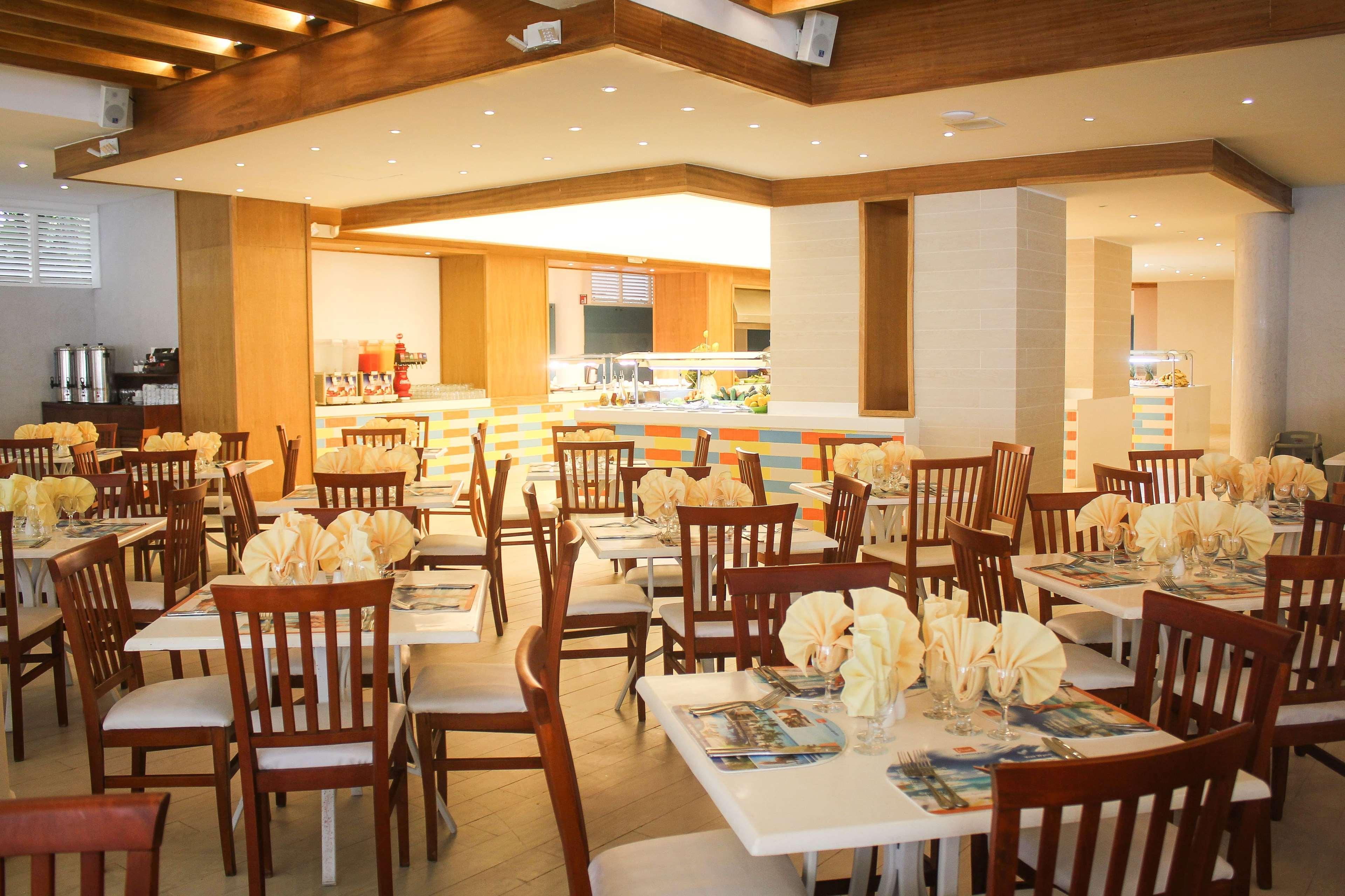 Viva Tangerine By Wyndham, A Trademark 4*