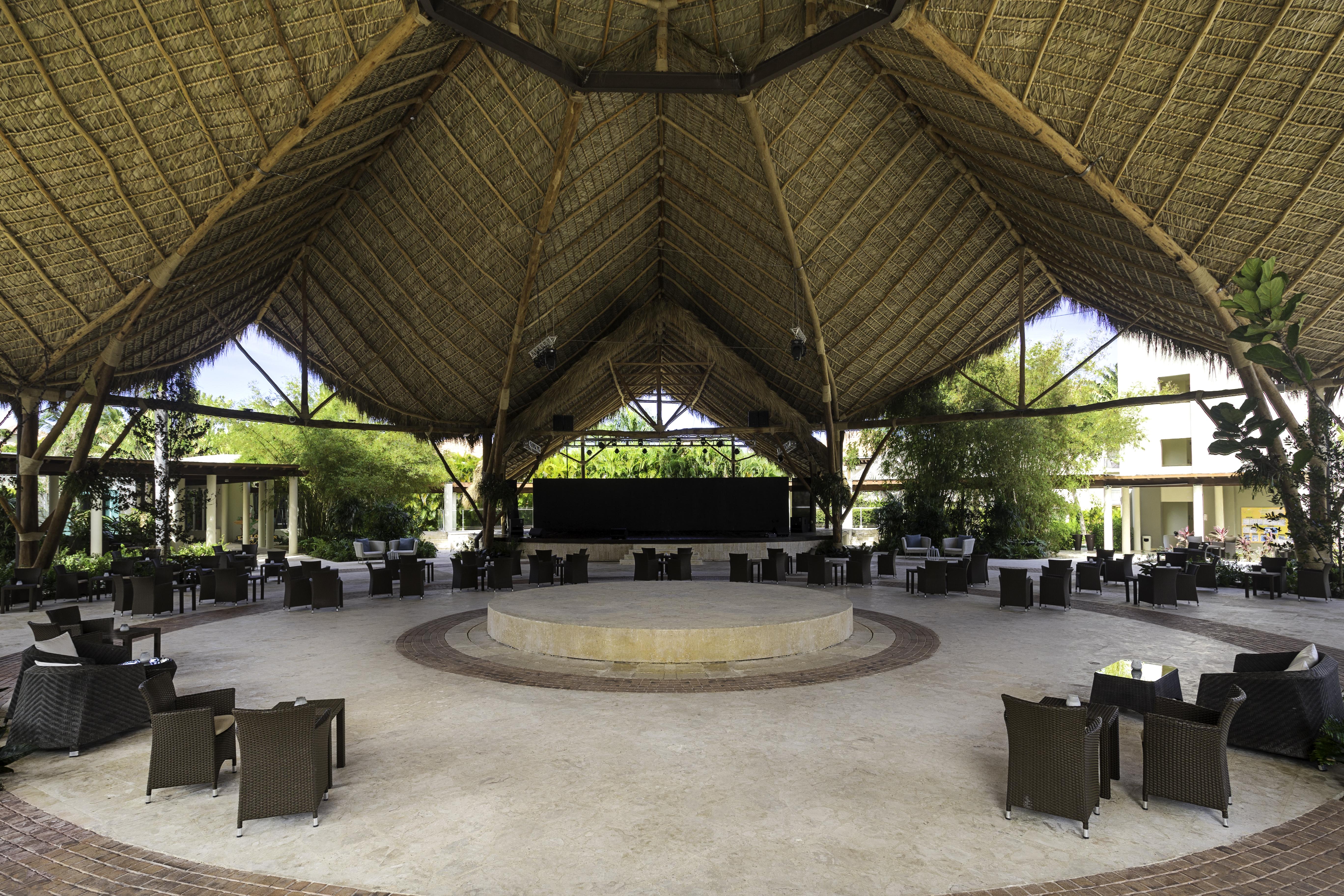 Resort Dreams Royal Beach (adults Only)
