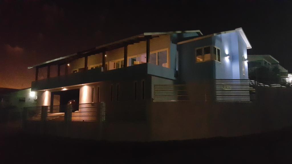Casa de hóspedes Curacao 2*