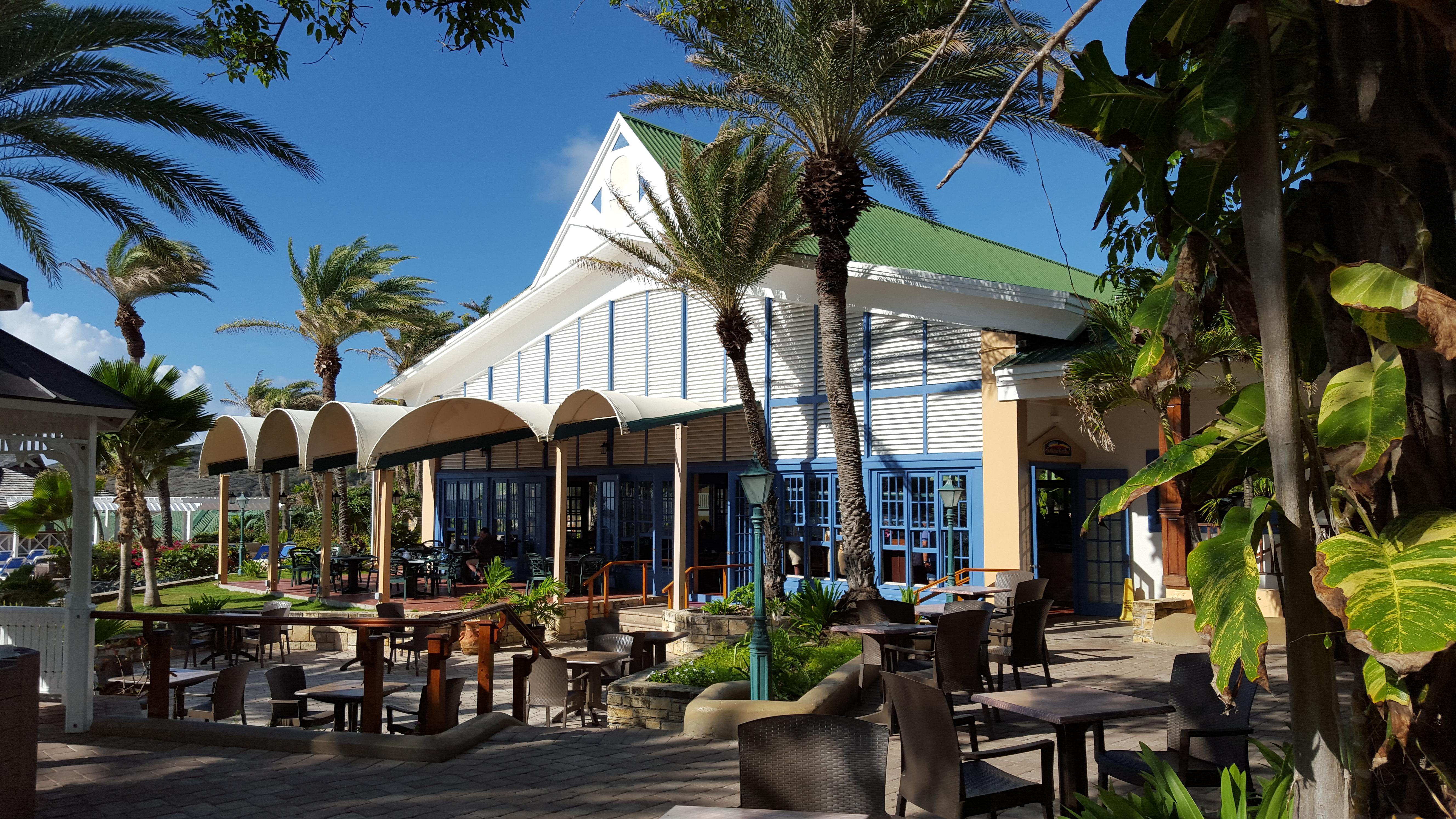 St. James's Club Resort Mamora Bay