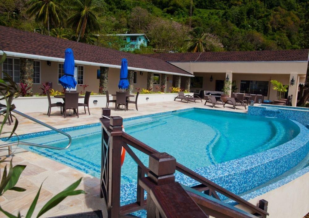 Blue Waters 4*