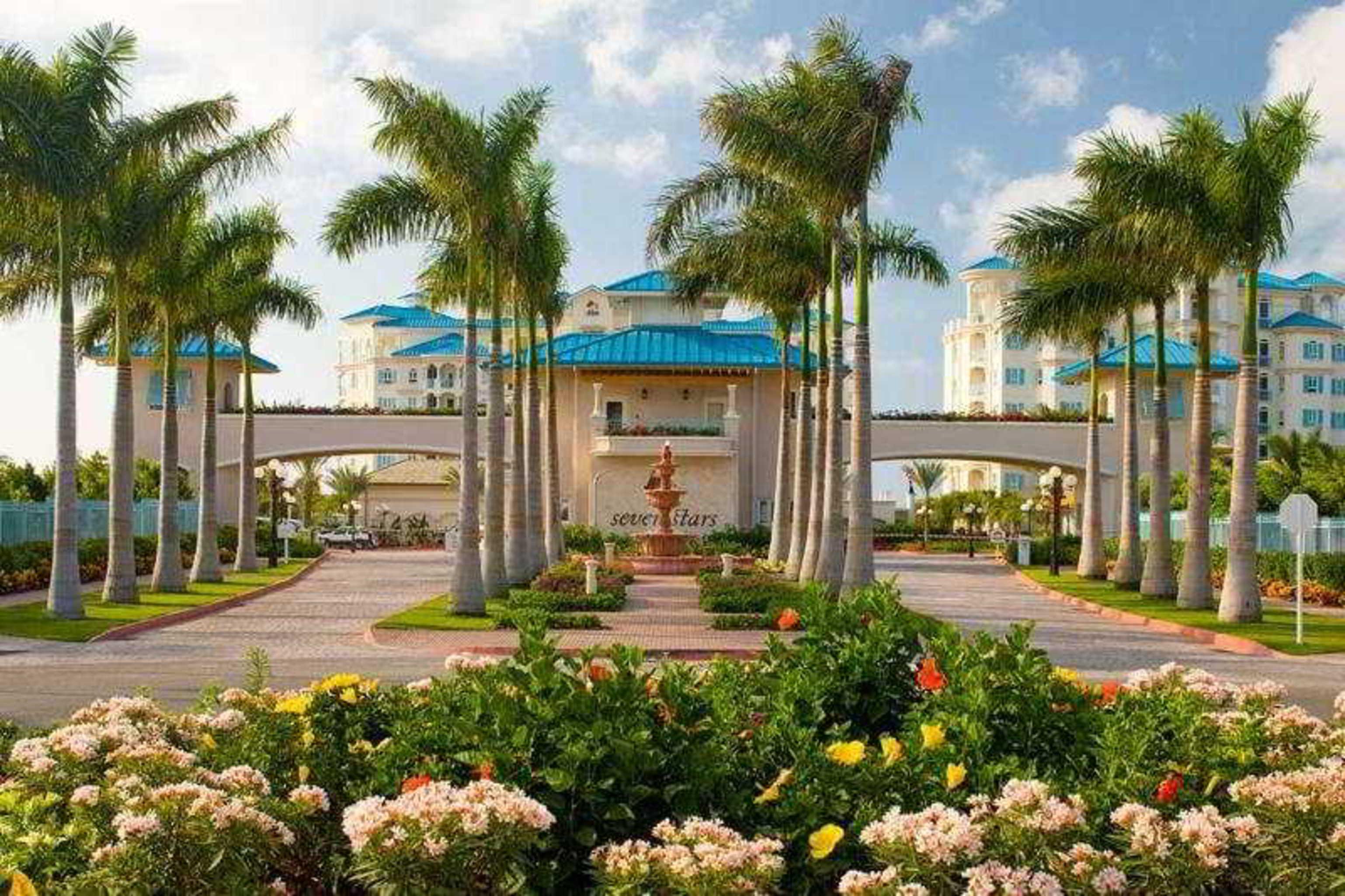 Resort Seven Stars & 4*