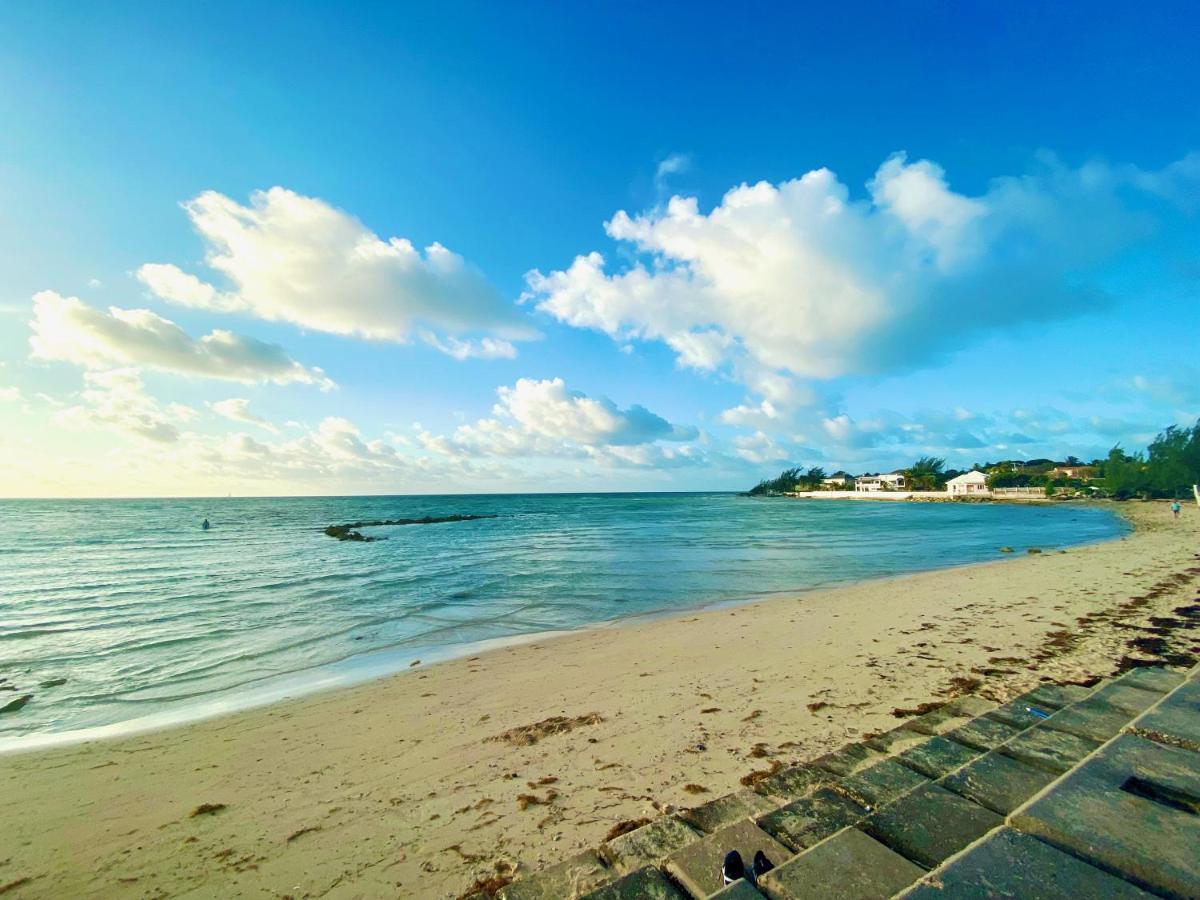 Seaside Family Oasis, King Bed, Private Pool, With Car Nassau