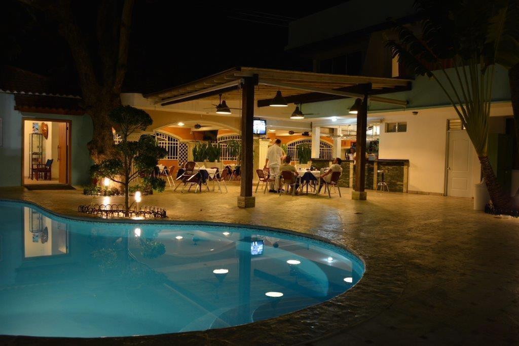 New Garden Hotel 4*