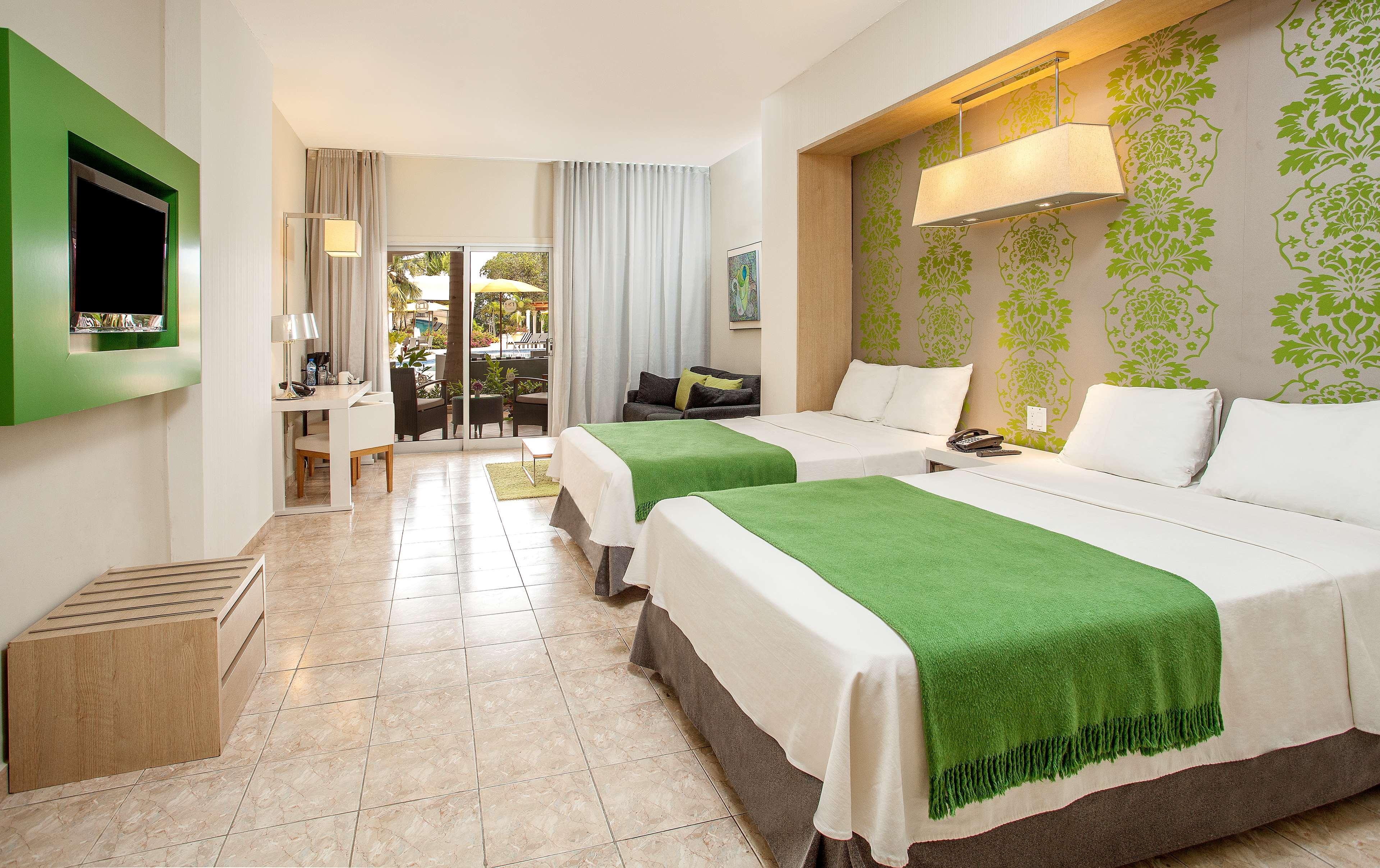 Nh Haiti El Rancho Hotel 4*