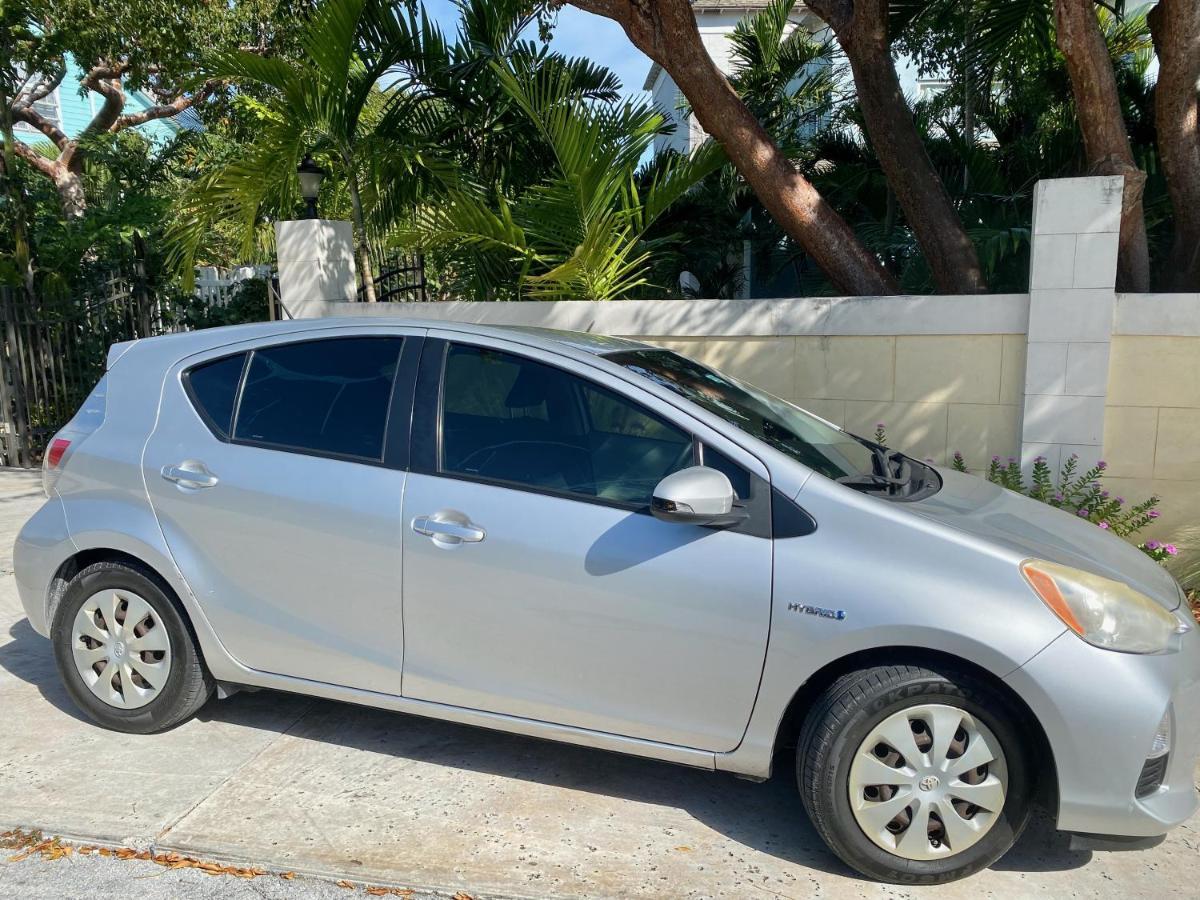 Seaside Family Oasis, King Bed, Private Pool, With Car Nassau