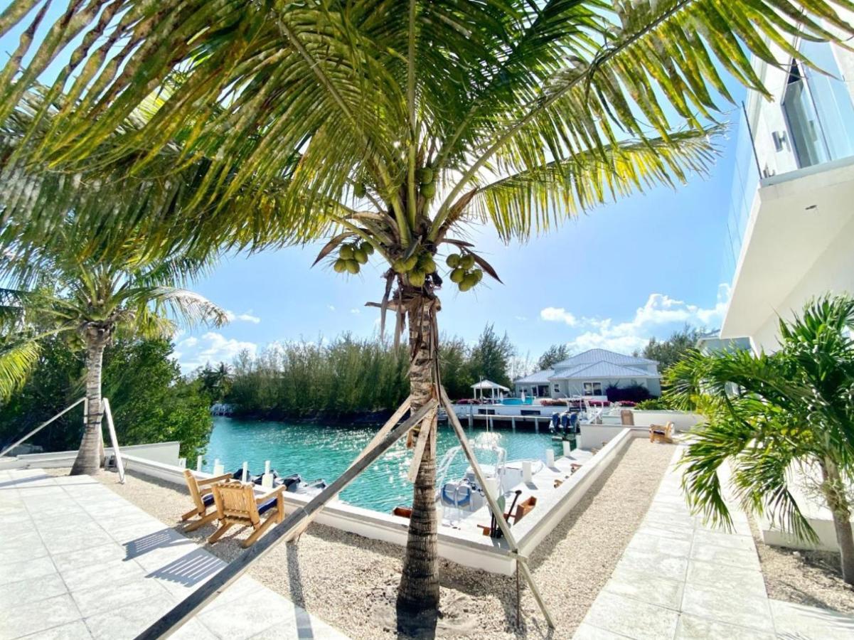Aqua Divina Resort