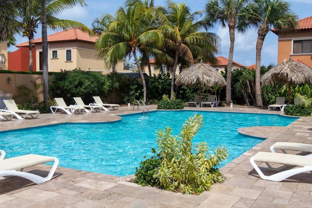 New! Cozy 1 Bedroom Condo- Gold Coast, Noord Aruba *