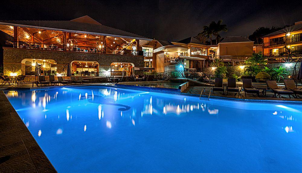 Le Grand Courlan Adults Only 3* Black Rock