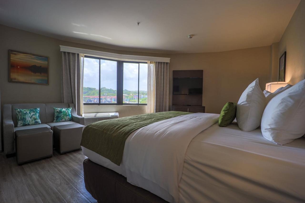 Hotel Comfort & Tobago