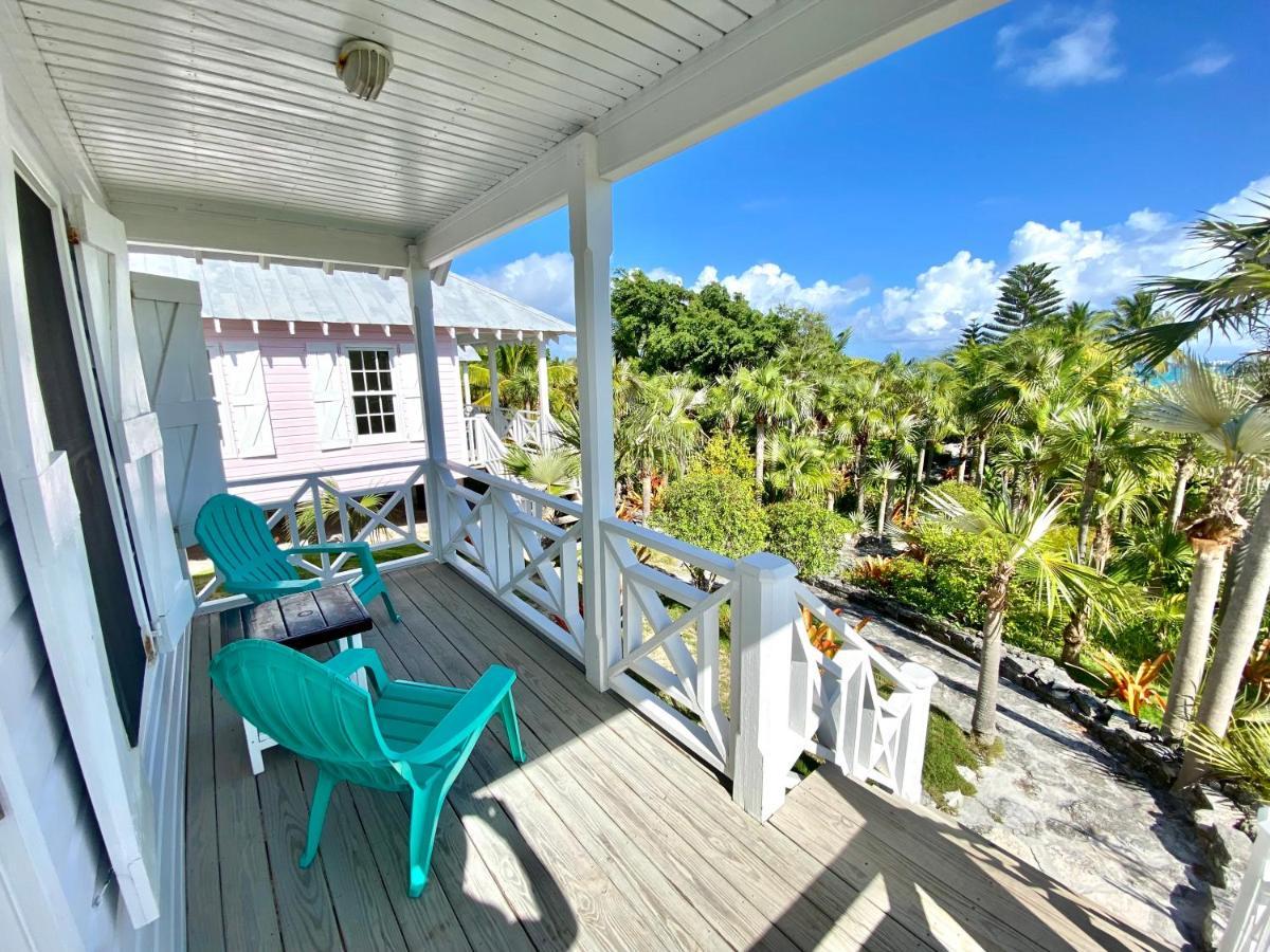 Guest house Eleuthera Retreat - & On Pink Beachfront *
