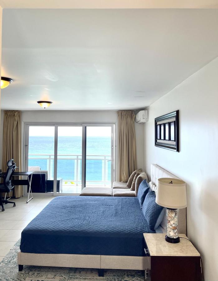 House - Grand - Oceanview